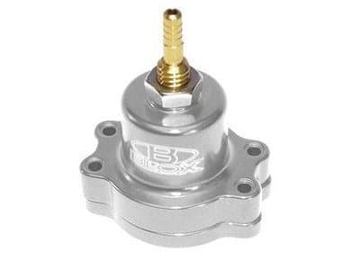 BLOX Racing Adjustable Fuel Pressure Regulator - Image 2