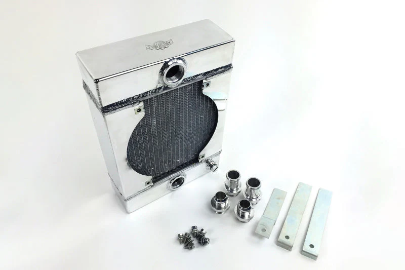 CSF Universal Drag Race / Tuck Radiator w/9in Spal Fan - 10.5in H x 10in L x 3.6in W - Image 3