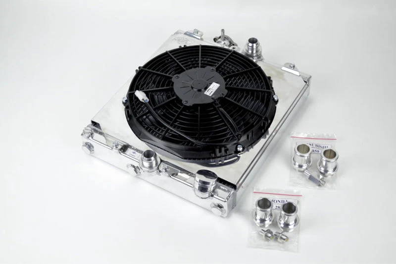 CSF Universal Half Radiator w/-16AN & Slip-On Fittings/12in SPAL Fan & Shroud - Image 4